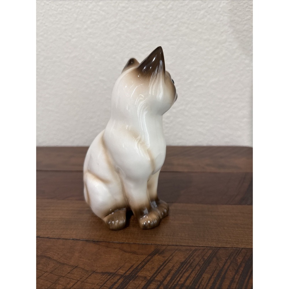 Enesco Cat Figurine with Blue Eyes Siamese Kitten - Picture 7 of 12